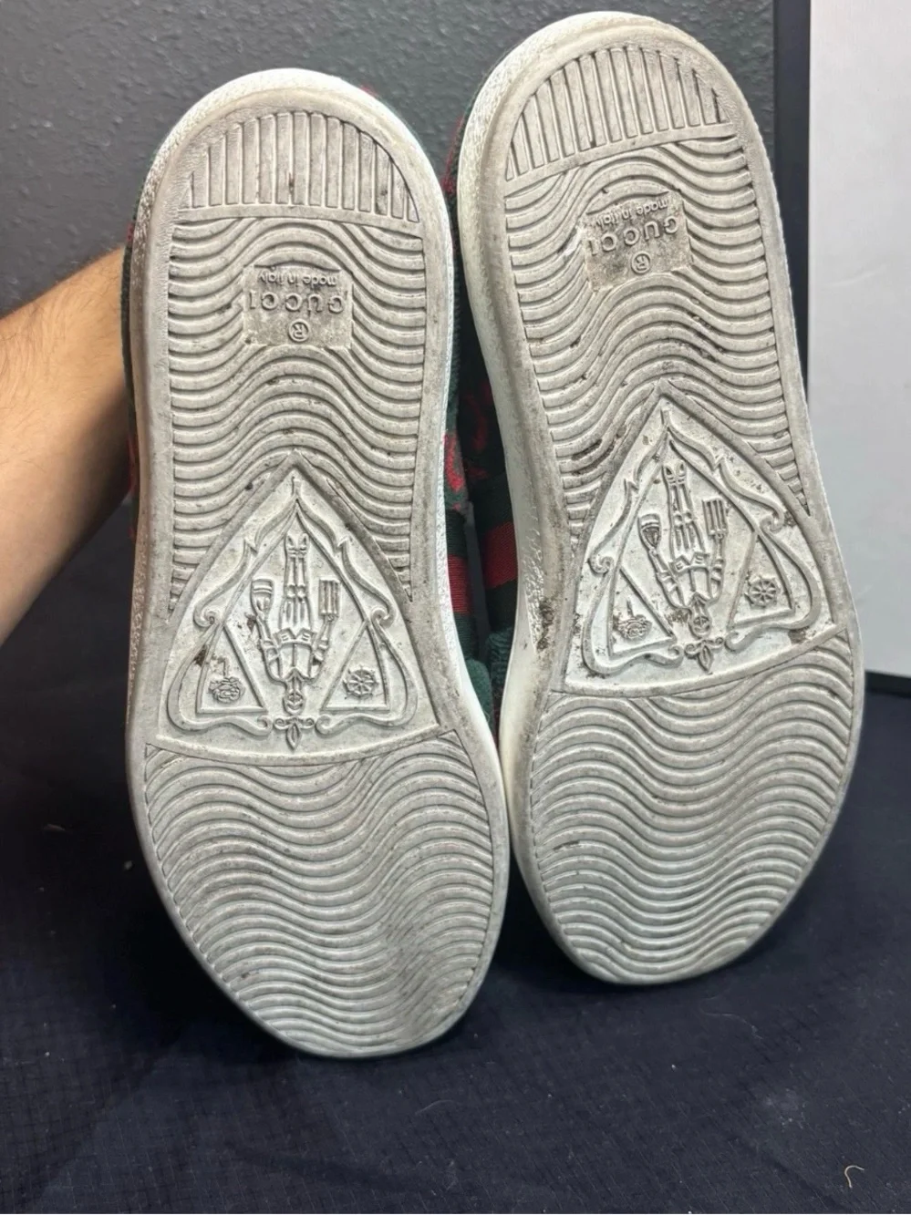 Size 7.5B- Gucci Ace GG Leather Velvet Logo Sneakers Lightly Worn/Retail $750!
